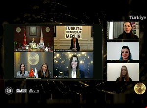 EV TEKSTİLİNDE SÜRDÜRÜLEBİLİR TASARIMLAR YARIŞTI, ZİRVEYİ KADIN TASARIMCILAR PAYLAŞTI