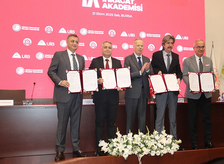 UİB, İHRACATA VERDİĞİ DESTEKLE BÜYÜYOR